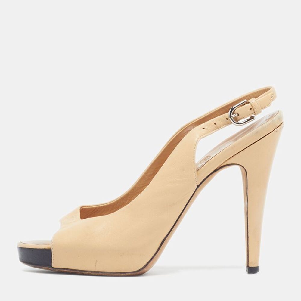 Chanel Cc Size 38 Beige Leather Platform Open Toe Slingback Sandals